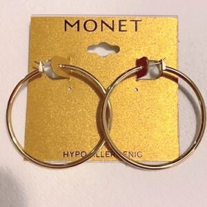 New Monet Gold Tower Large Oval Hoop earrings